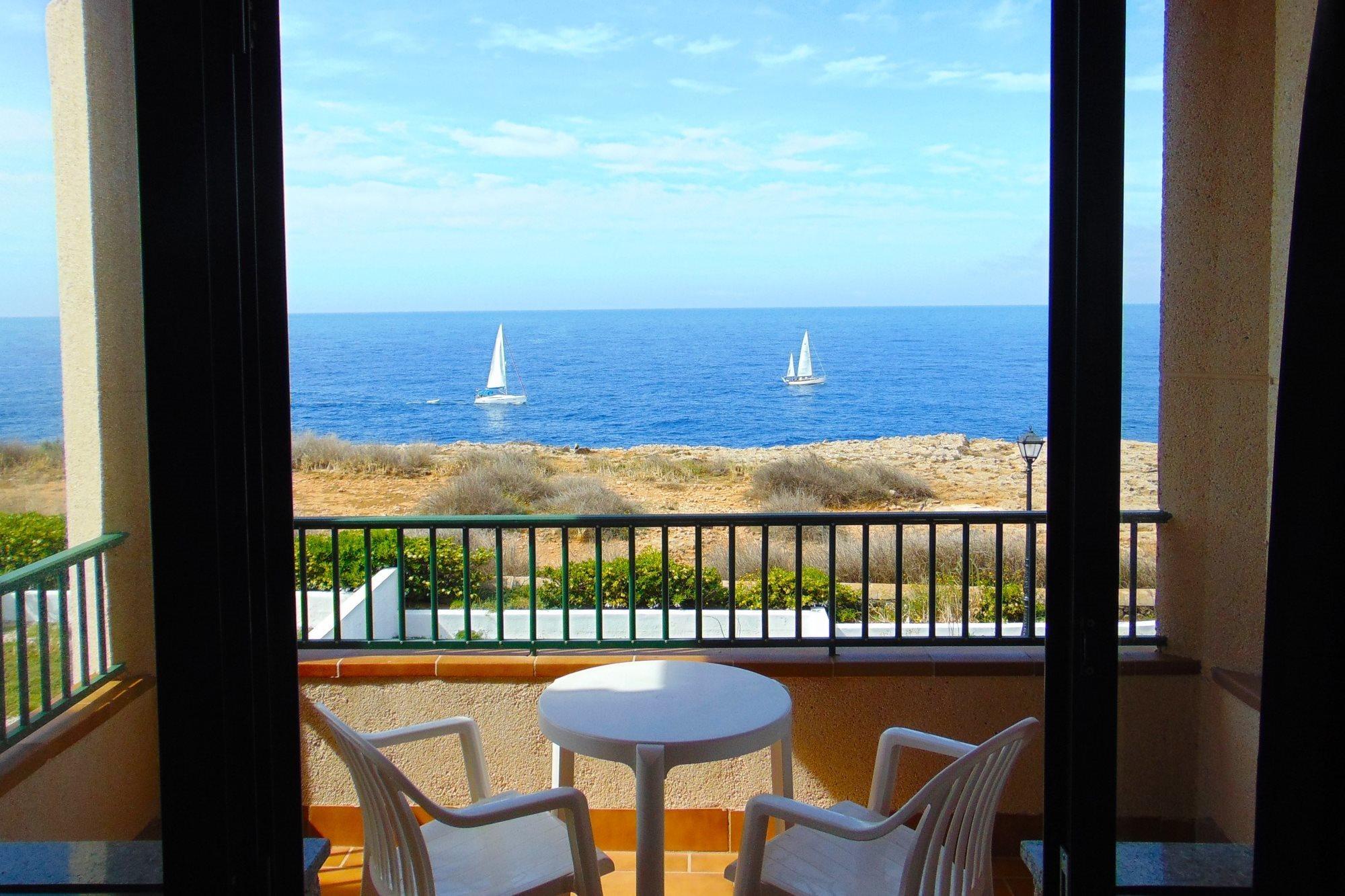 Apartamentos Moon Dreams Cabo De Banos Cala'N Blanes  Εξωτερικό φωτογραφία